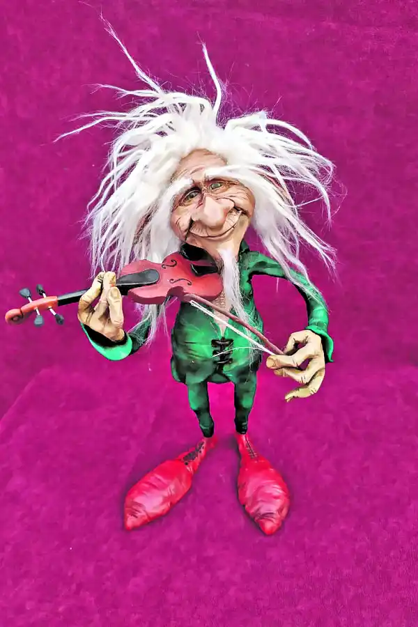 MAGICOS. Los duendes  “Enay” adornan y dan un toque especial a la casa.