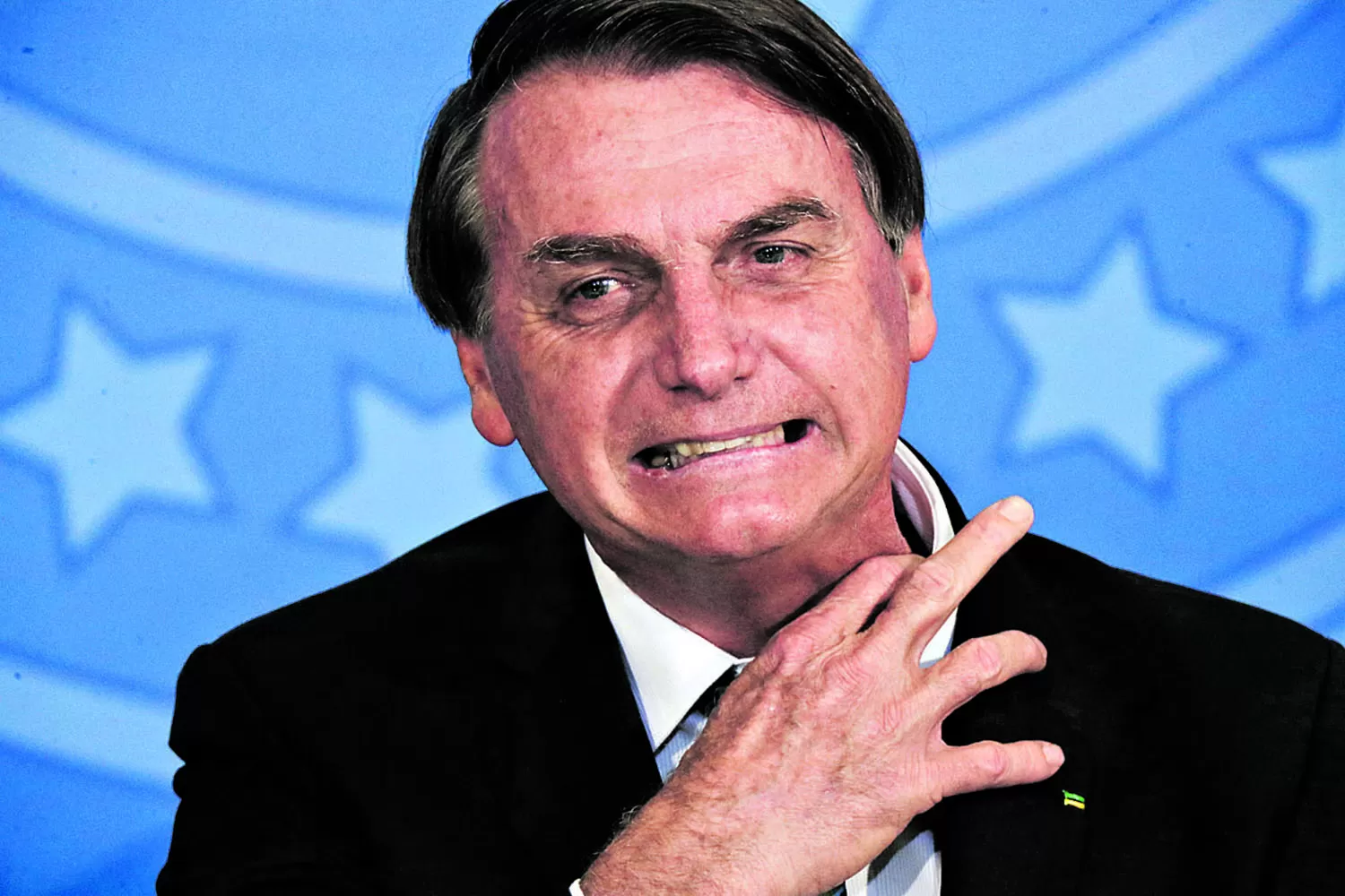Bolsonaro: burlas, insultos y la amenaza del caimán