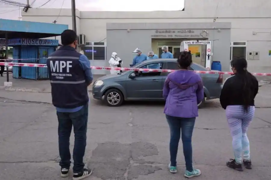 PERITOS. El ECIF requisó el auto en el que hirieron de muerte a Yannet.