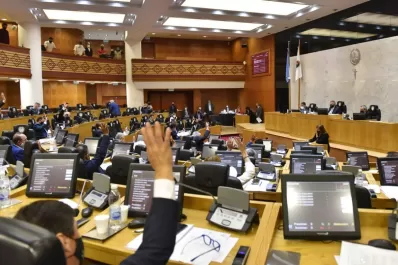 Por 46 votos contra dos, la Legislatura de Tucumán sancionó el Presupuesto 2021