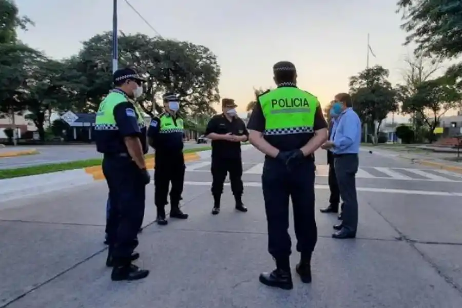 Asesinaron a una mujer indigente en uno de los galpones del ferrocarril