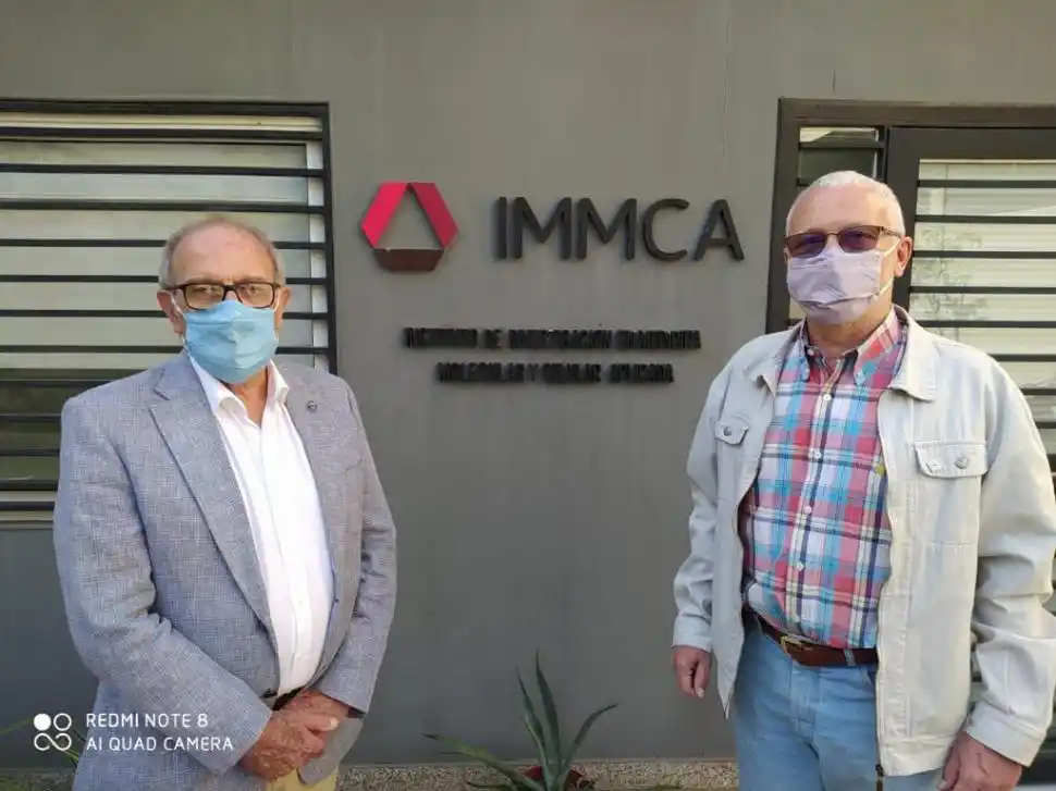 VOLUNTARIOS. El rector, José García, y Atilio Castagnaro, del Conicet. 