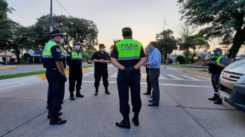 Asesinaron a una mujer indigente en uno de los galpones del ferrocarril