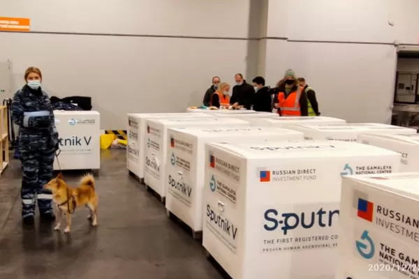 Llegaron las vacunas: Argentina está bastante mejor que otros países, afirmó Ginés