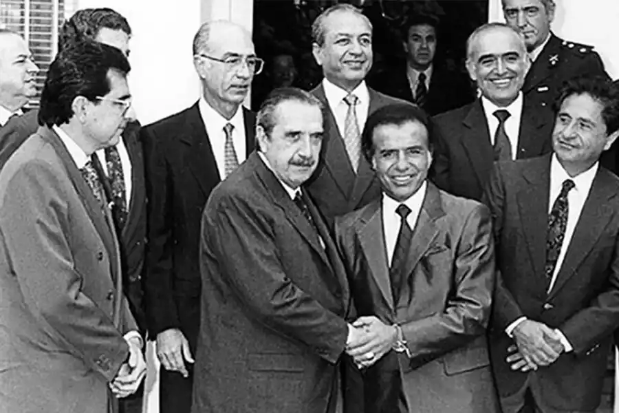 La vida de Menem, en imágenes