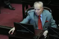Menem continúa internado en estado delicado, pero con una leve mejoría