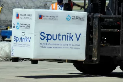 Rusia garantiza que la Sputnik V no produce reacciones adversas en adultos mayores