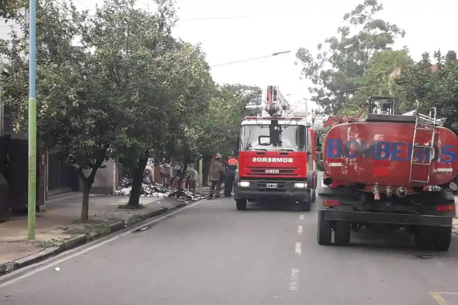 Barrio Sur: un incendio alarmó a los vecinos