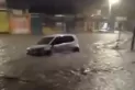 Video: el agua arrastró a un auto que circulaba por Jujuy al 2.000