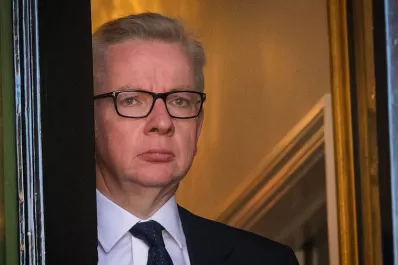 Reino Unido: esperanzas en el trabajo de Oxford Astrazeneca