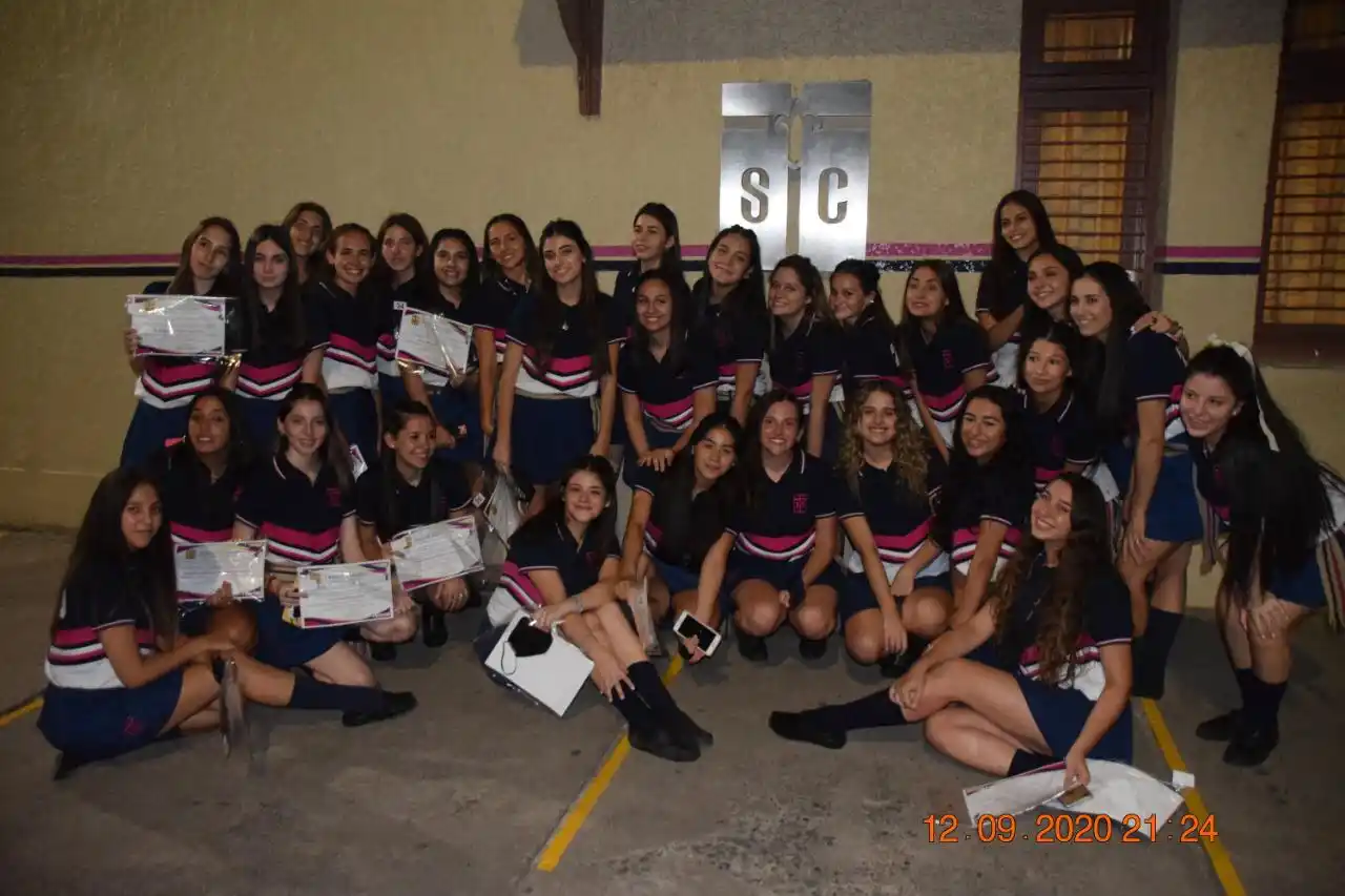 Sin viajes ni cenas de egresados: ¿Cómo fue cursar el último año de la secundaria en pandemia?