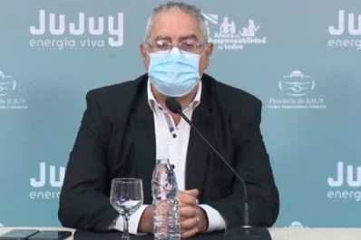 Tras vacunarse, el ministro de Salud de Jujuy dio positivo por coronavirus