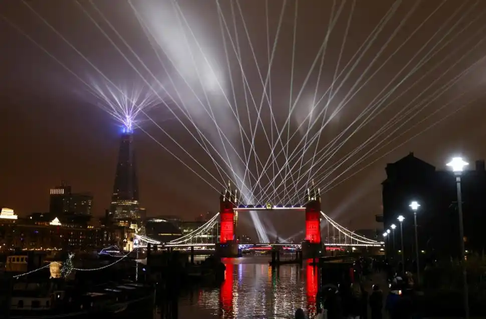 En imágenes, el fin de un año caótico: despedida con un suspiro de alivio