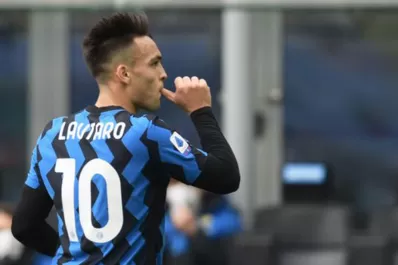 Con tres goles de Lautaro Martínez, Inter ganó y le metió presión a Milan