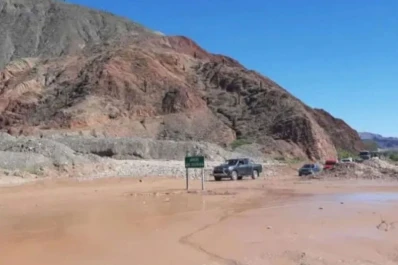 Las intensas lluvias provocaron desmoronamientos y cortes en la Quebrada de Humahuaca