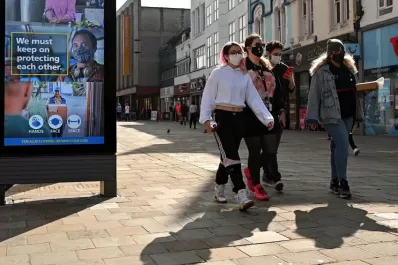 Escocia vuelve al confinamiento total luego del aumento de casos de covid-19