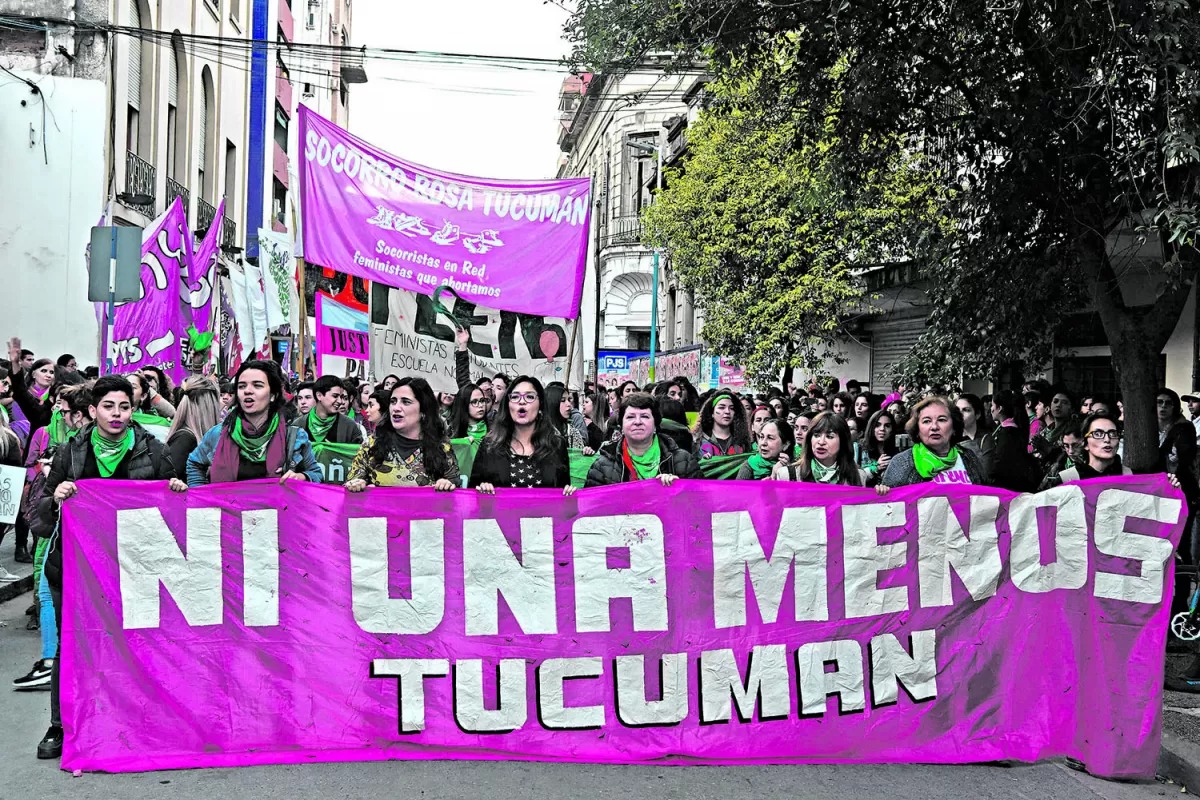 ESTE 25 DE NOVIEMBRE habrá marcha en Tucumán por los femicidios. 