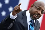 Histórico triunfo en EEUU deja a los demócratas de Biden cerca de controlar el Senado