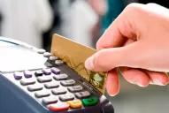 Las tarjetas de crédito mantendrán el tope de un 43% para financiar saldos de hasta $ 200.000