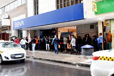 Bancarios inician medidas de fuerzas en dos entidades, ante el eventual cierre de sucursales
