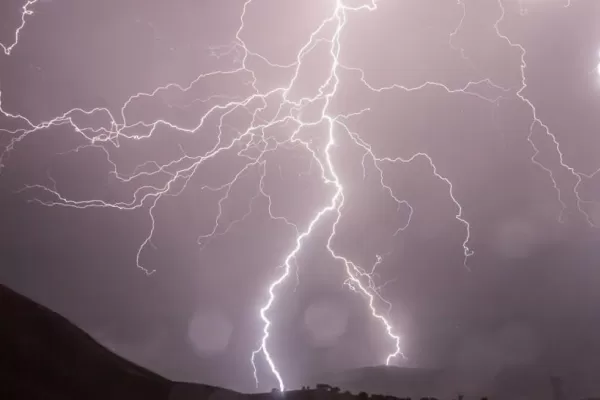Contaminación ambiental: aerosoles y tormentas eléctricas