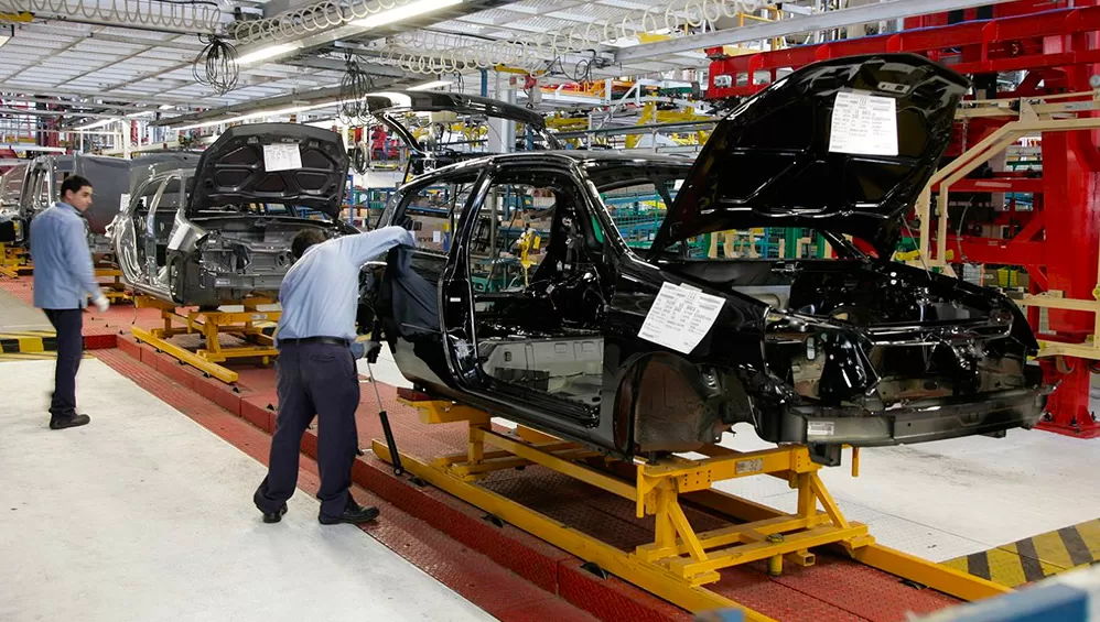DATOS. La producción de vehículos creció 107% en diciembre, pero cerró 2020 con una baja de 18,3%.