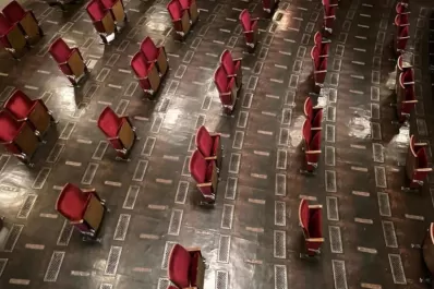 Se puede volver al teatro sólo si se garantiza la bioseguridad