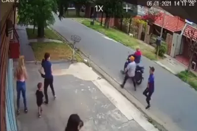El video que indigna al país: un niño quedó en medio de un ataque de tres motochorros