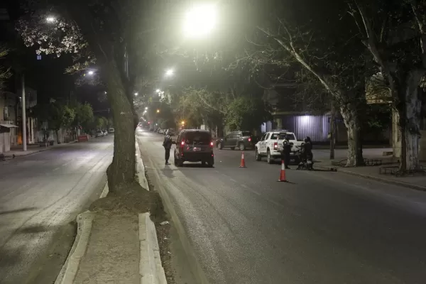 El Gobierno trabaja en la letra chica del DNU con las restricciones por la segunda ola