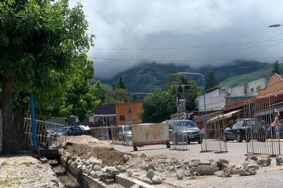 Tafí del Valle: el canal de la avenida Perón se convertirá en vereda