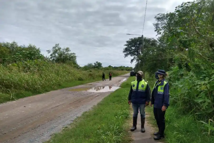 OPERATIVOS. Distintas divisiones de la región comenzaron la búsqueda.