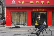 El mundo cumple un año de pandemia y de la primera muerte por coronavirus