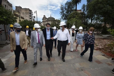 Alfaro dice que con Manzur mantiene “una buena relación institucional”