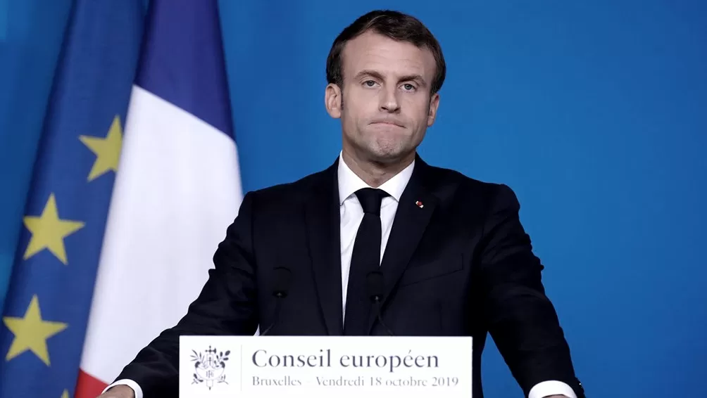 Francia: detienen a un hombre por un aviso de bomba en un lugar al cual iba a ir Macron