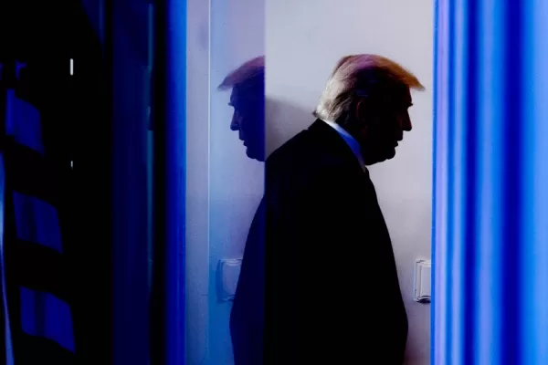Tik Tok removió los videos de Trump en los que denuncia fraude electoral