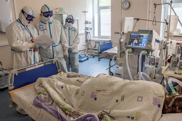 Más de 40 sociedades científicas repudiaron el fallo que ordenó dar dióxido de cloro a un paciente con covid-19