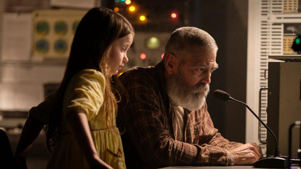  “CIELO DE MEDIANOCHE”. Con George Clooney.