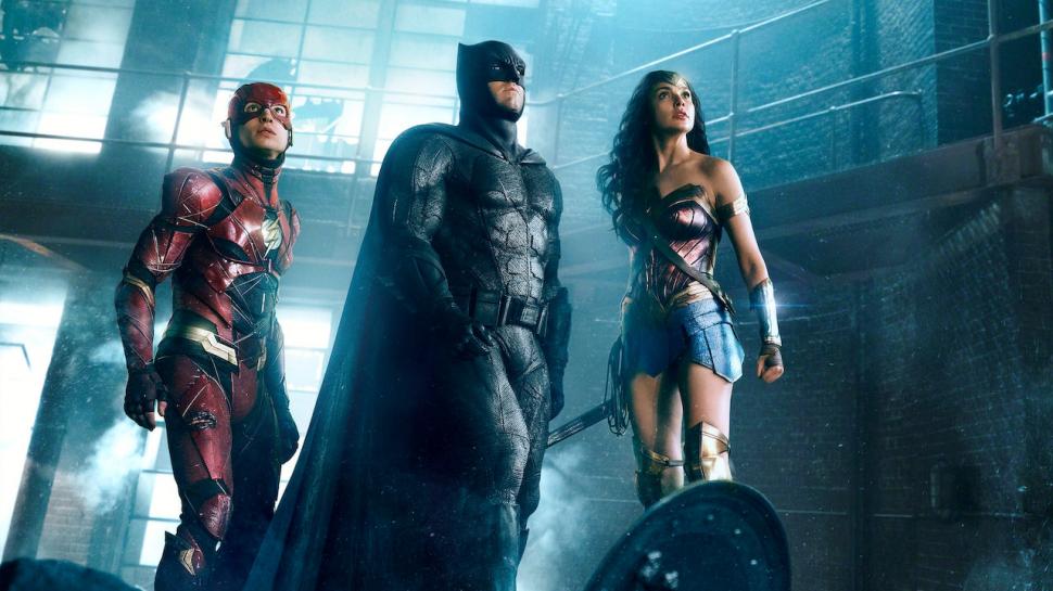  “LIGA DE LA JUSTICIA”. Batman reúne a un equipo de superhéroes para enfrentar al enemigo más temible.