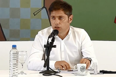 Kicillof advirtió que si siguen creciendo los contagios habrá más restricciones