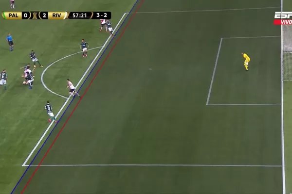 ¿Por qué el VAR anuló el gol de Montiel para River?