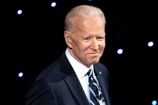 La Unión Europea le pide a Biden que asuma el liderazgo mundial sobre covid-19