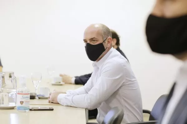 Inicio el 1 de marzo, según Lichtmajer, con “una presencialidad cuidada”