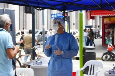 Casi 9.000 casos de covid-19 se registraron en la Argentina durante las últimas 24 horas