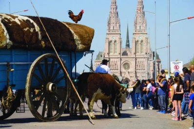 Un viaje hacia los centros de devoción popular de la Argentina