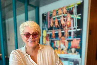 Mejoró el cuadro de Carmen Barbieri: “Está muy consciente”