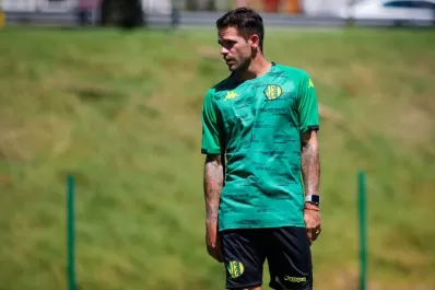 Gago, en su presentación en Aldosivi: el técnico que me identifica es Luis Enrique