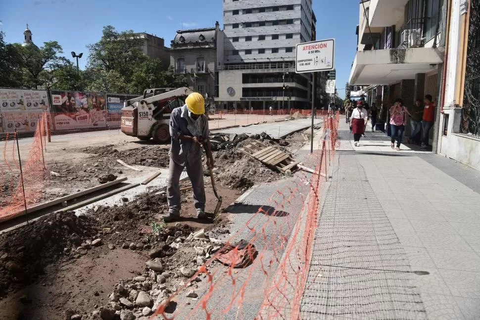 PARA LOS VECINOS. La gestión de Alfaro prevé una fuerte inversión en obras para 2021, un año electoral. 