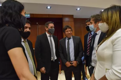 El bussismo refuta a Vargas Aignasse: este gobierno peronista apadrina delincuentes