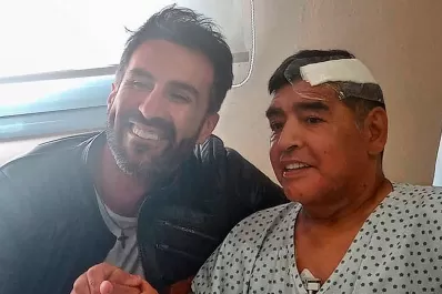 El médico Leopoldo Luque falsificó la firma de Diego Maradona, según pericias oficiales