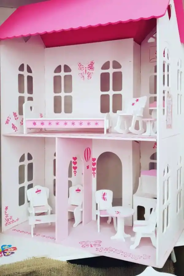 Para niños: mundos de madera y fantasía